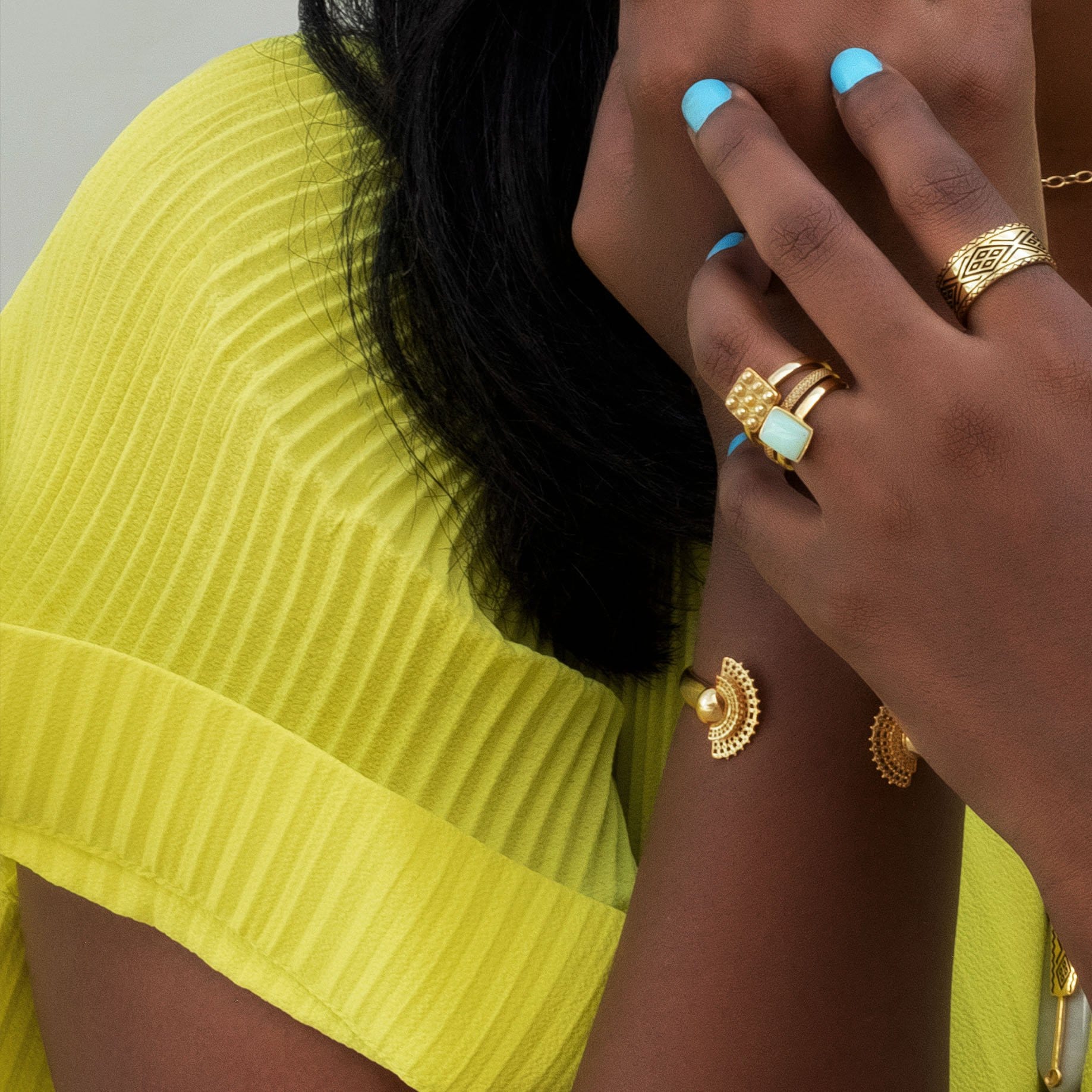 Yenaé Jewelry Collection 14 carat gold plated semi-precious chrysoprase gemstone Teslom Stackable Ring worn by a model.
